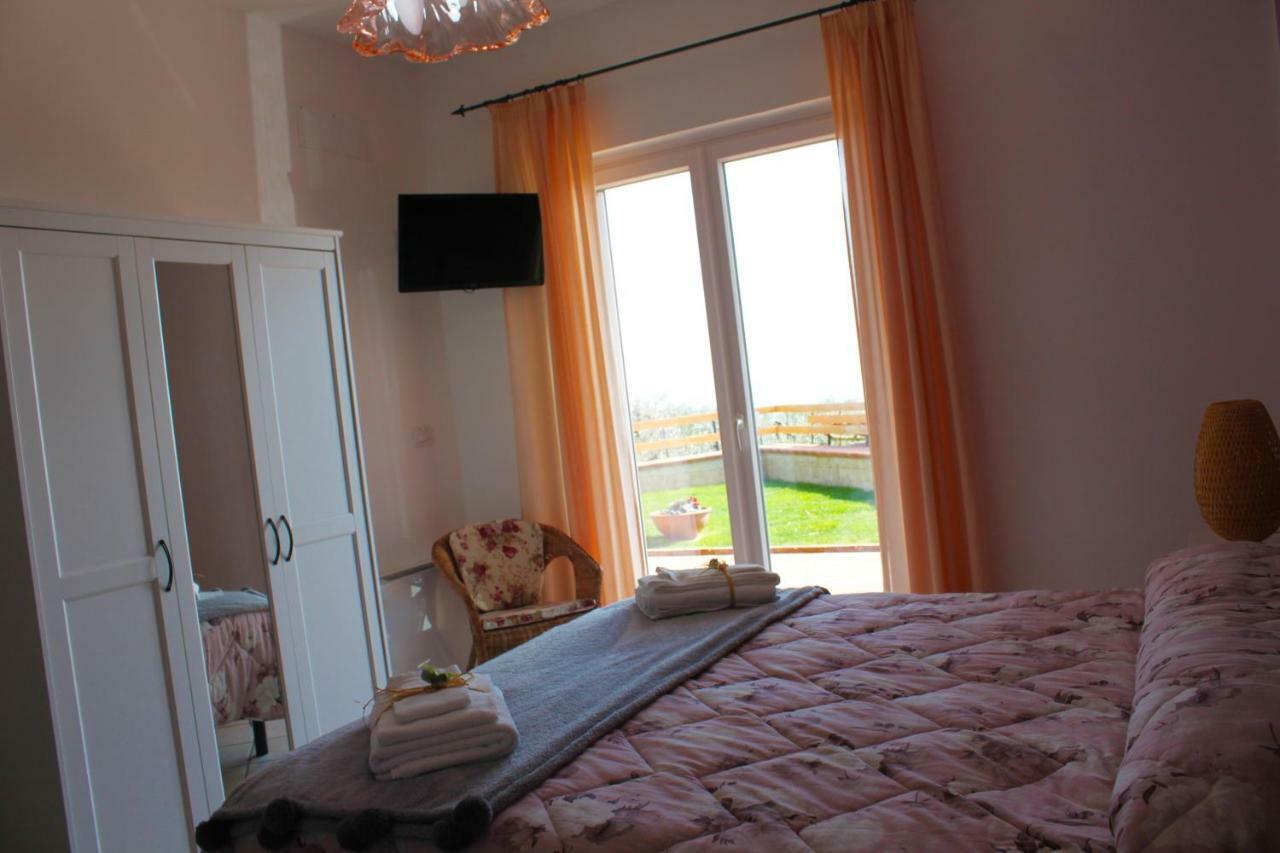 Bella Vista B&B Montecorvino Pugliano Bagian luar foto